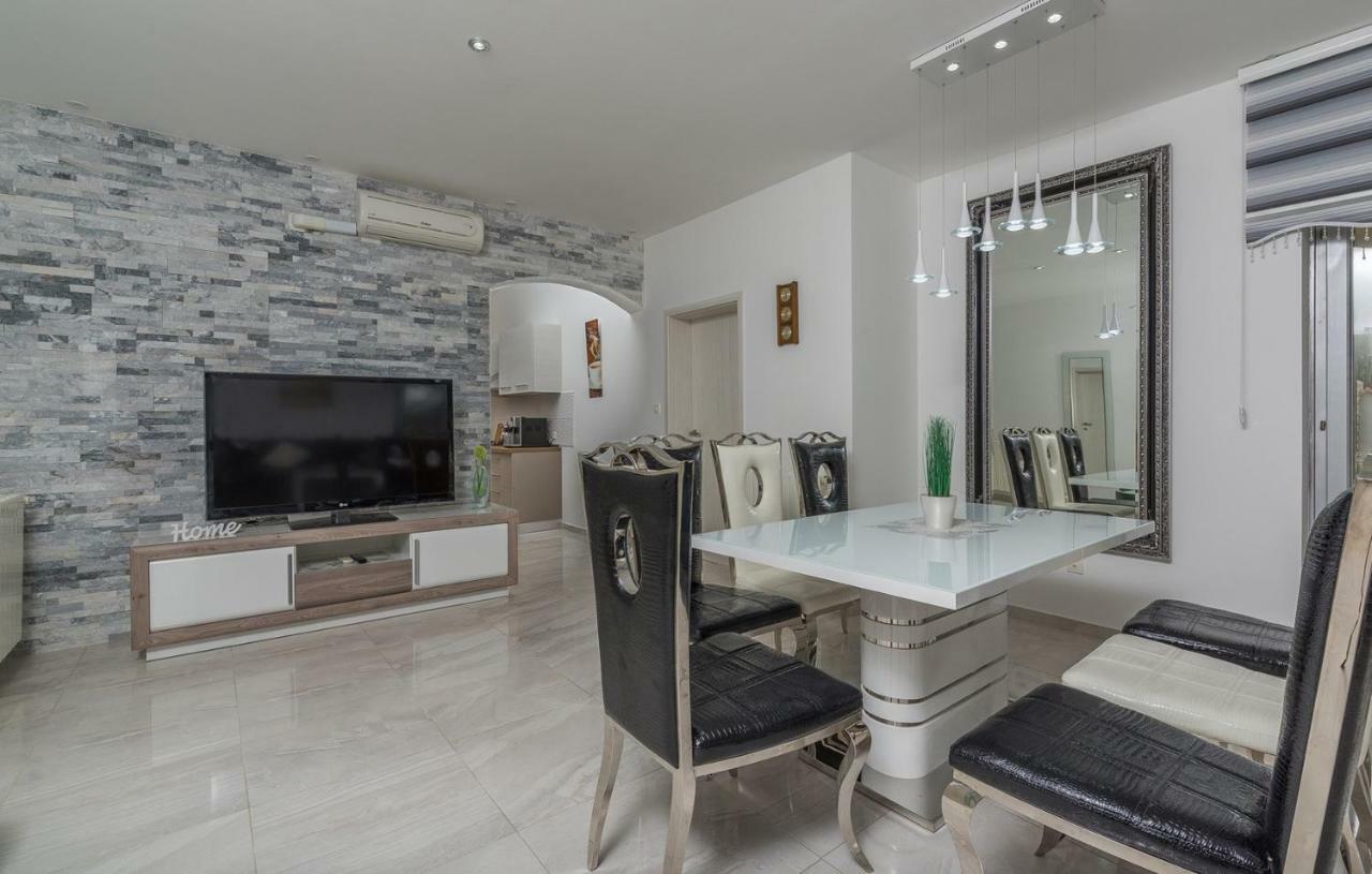 Vila Laura With Private Pool *